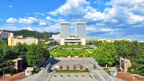h小说
正门花坛图片